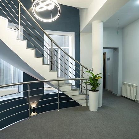 Demure Hotel Ташкент Экстерьер фото